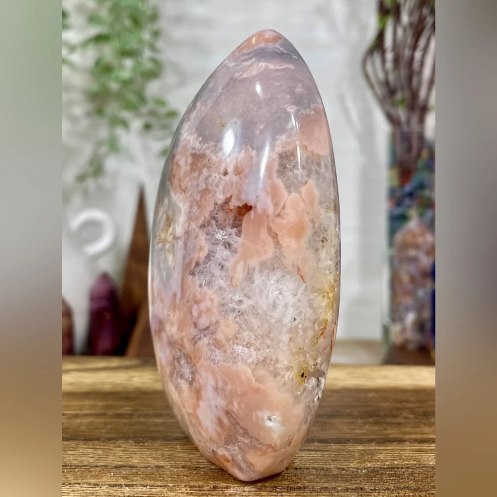 0635 Pink Amethyst Crystal Mountain Carving - Picture 7 of 9